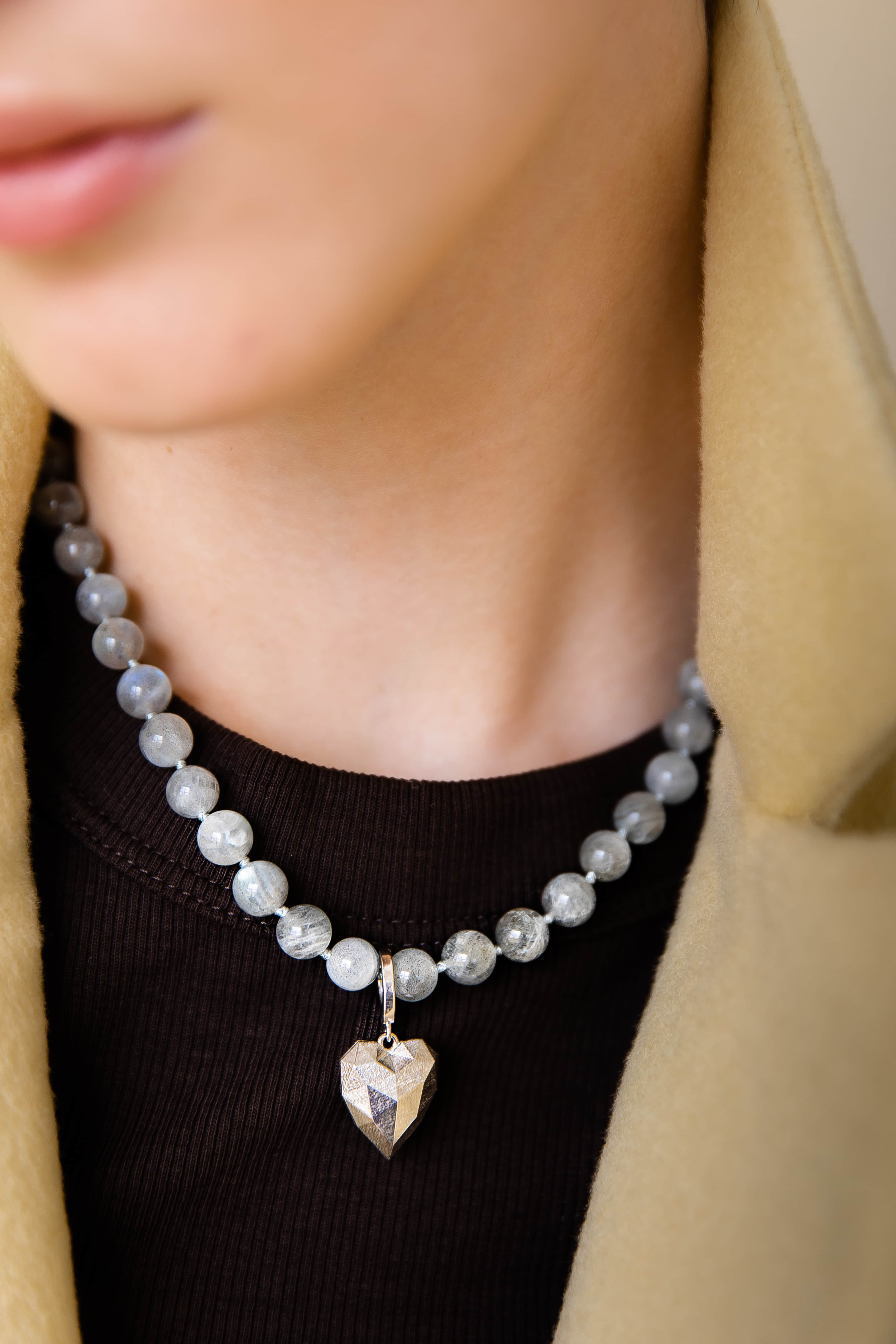 Разные разновидности лабрадорита